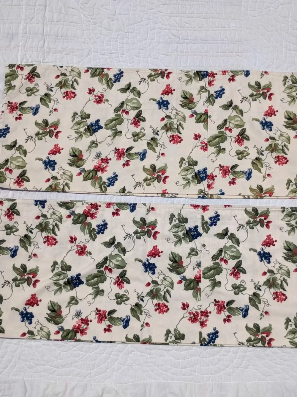 Pair of Vintage Waverly Pleasant Valley Curtain Valances Set of 2 Grapes Country